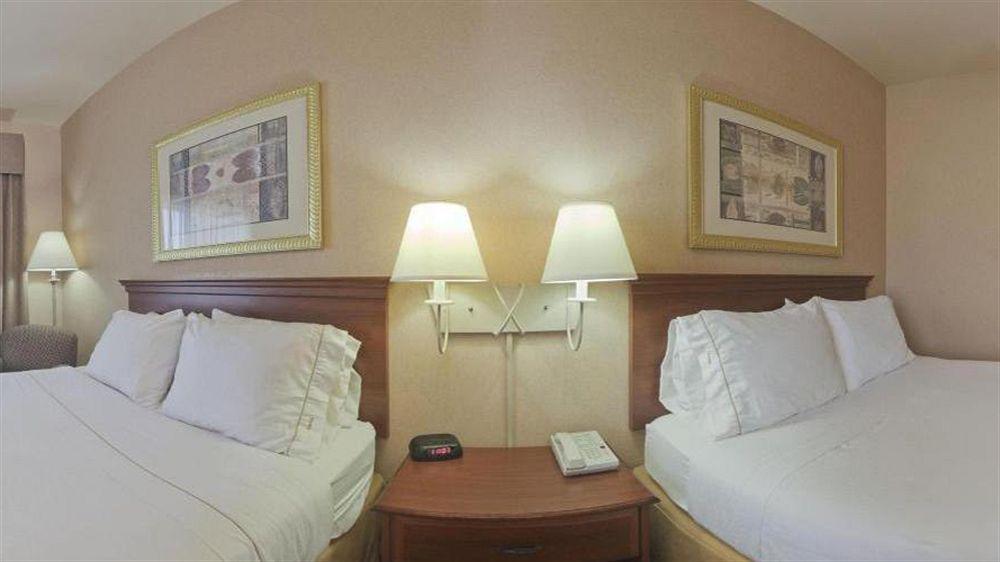 Holiday Inn Express Hotel & Suites Gillette By Ihg Esterno foto