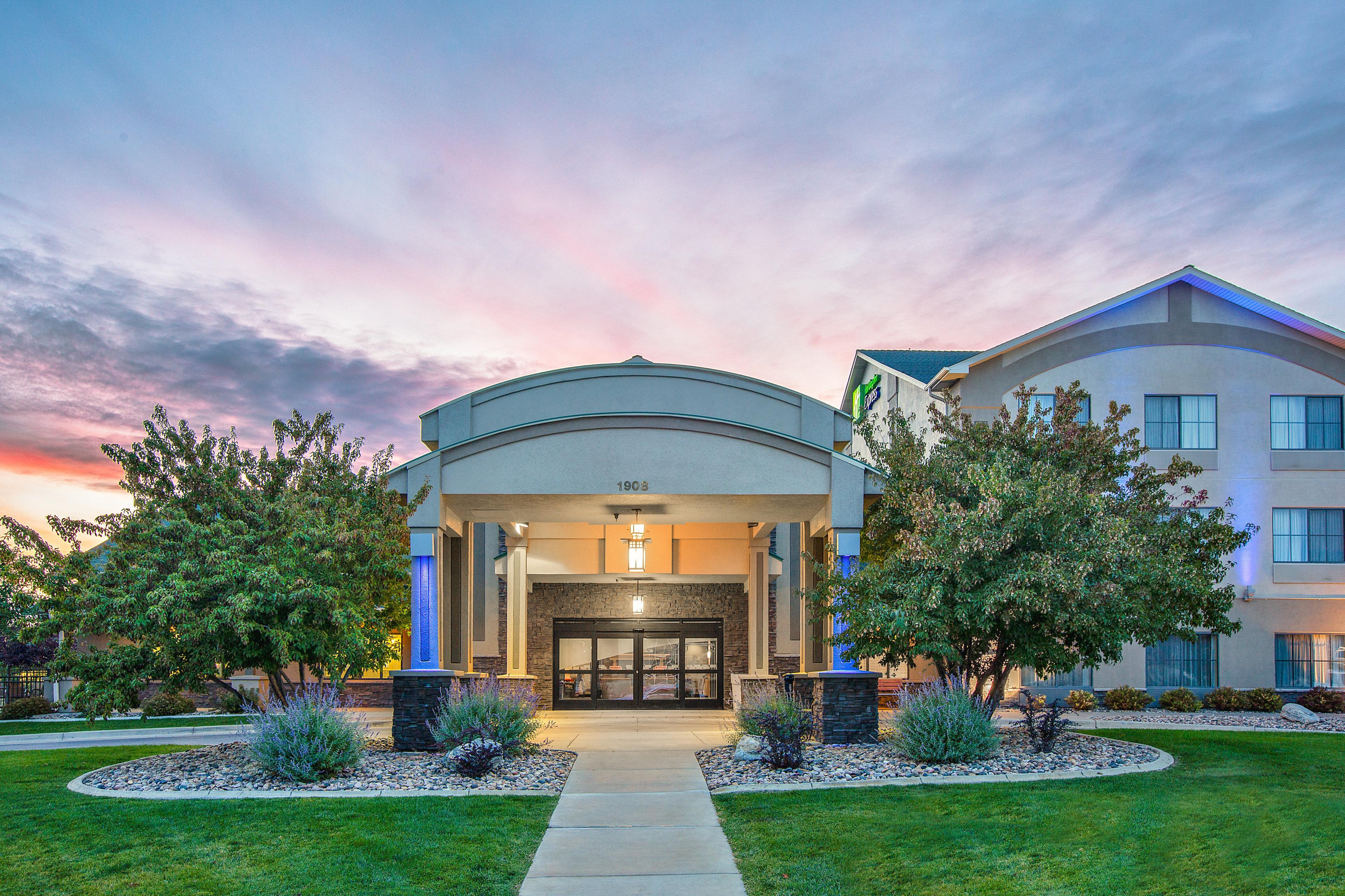 Holiday Inn Express Hotel & Suites Gillette By Ihg Esterno foto