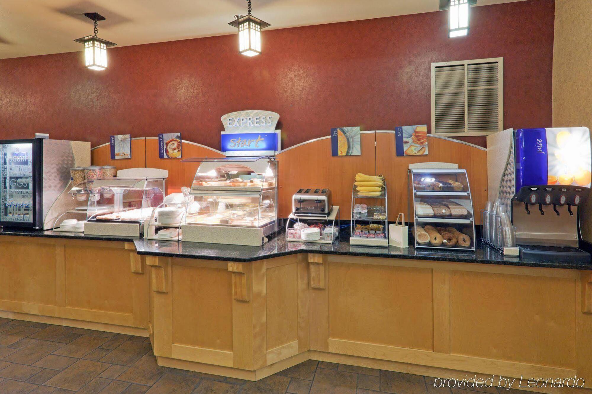 Holiday Inn Express Hotel & Suites Gillette By Ihg Esterno foto