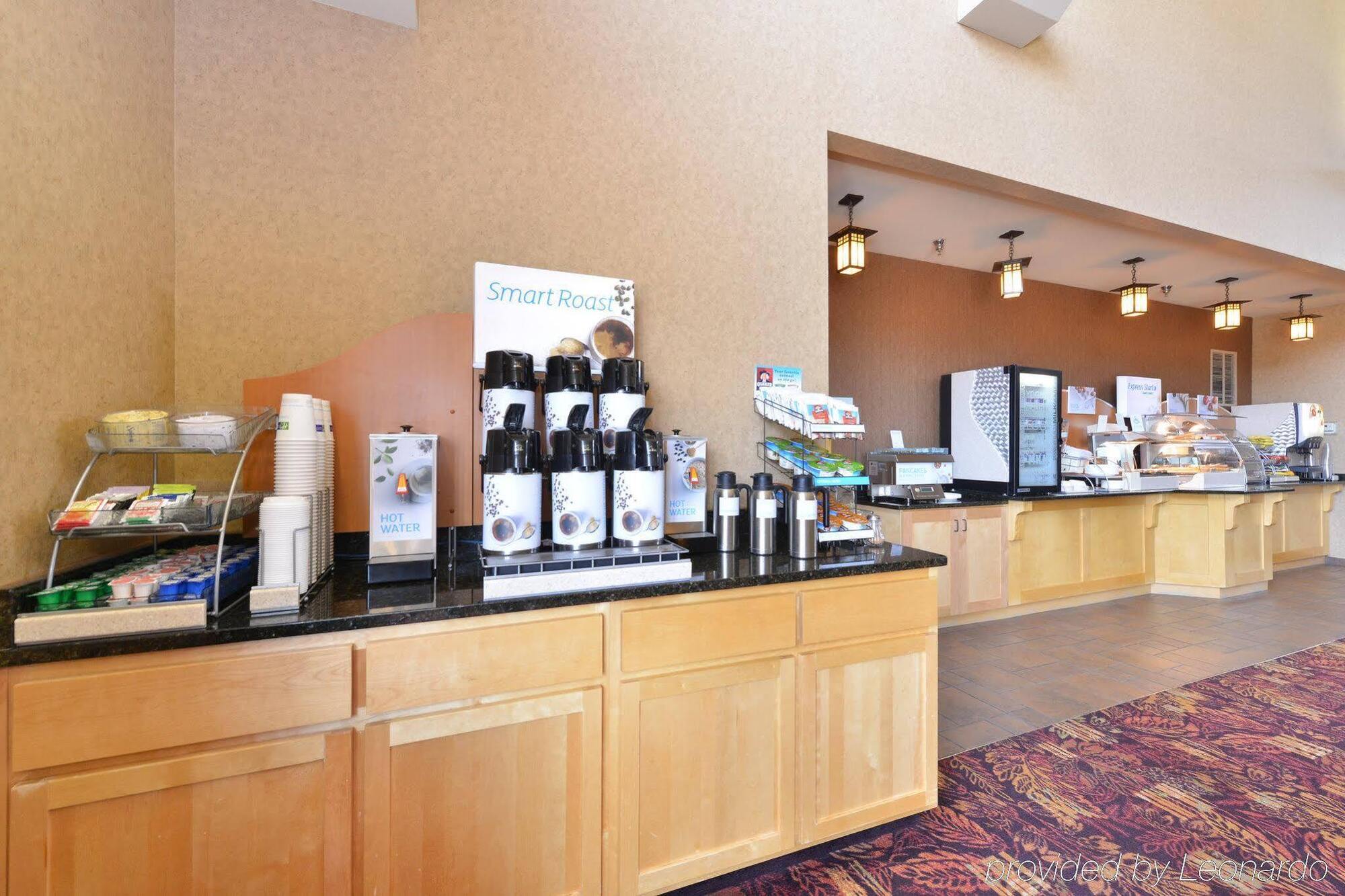 Holiday Inn Express Hotel & Suites Gillette By Ihg Esterno foto